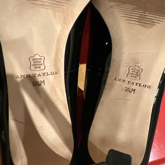 Ann Taylor Patent Leather Black High Heels Size 9 1/2 M Preowned Pumps Round Toe - Picture 10 of 14